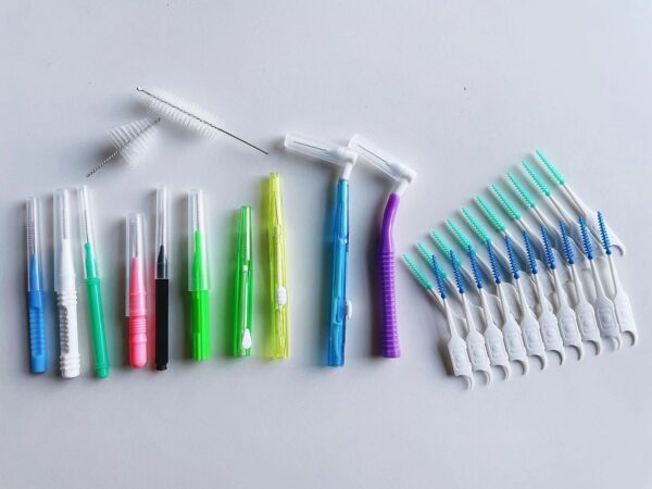 Interdental brush